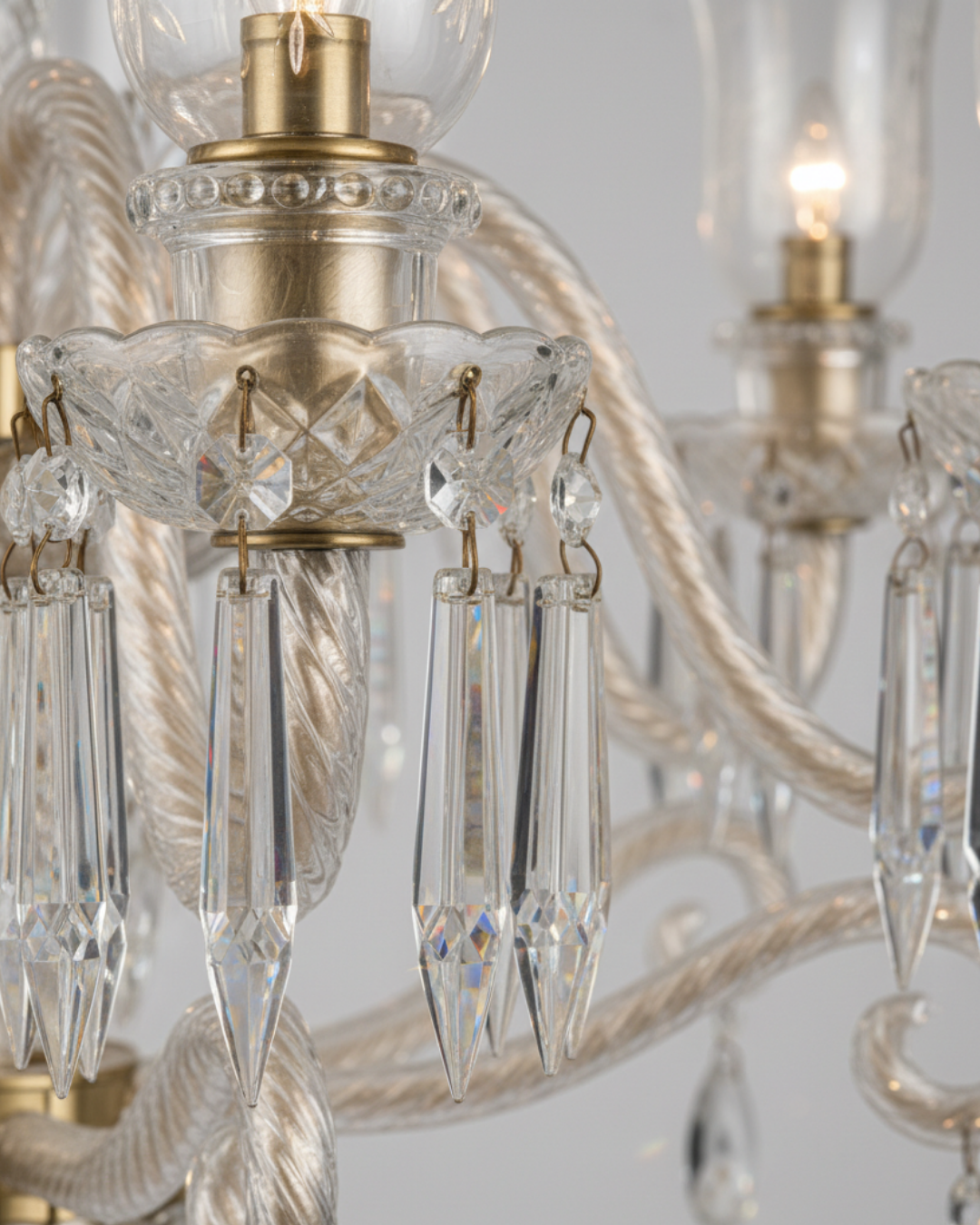 Rajasi Aura Crystal Chandelier - Aartaa decor
