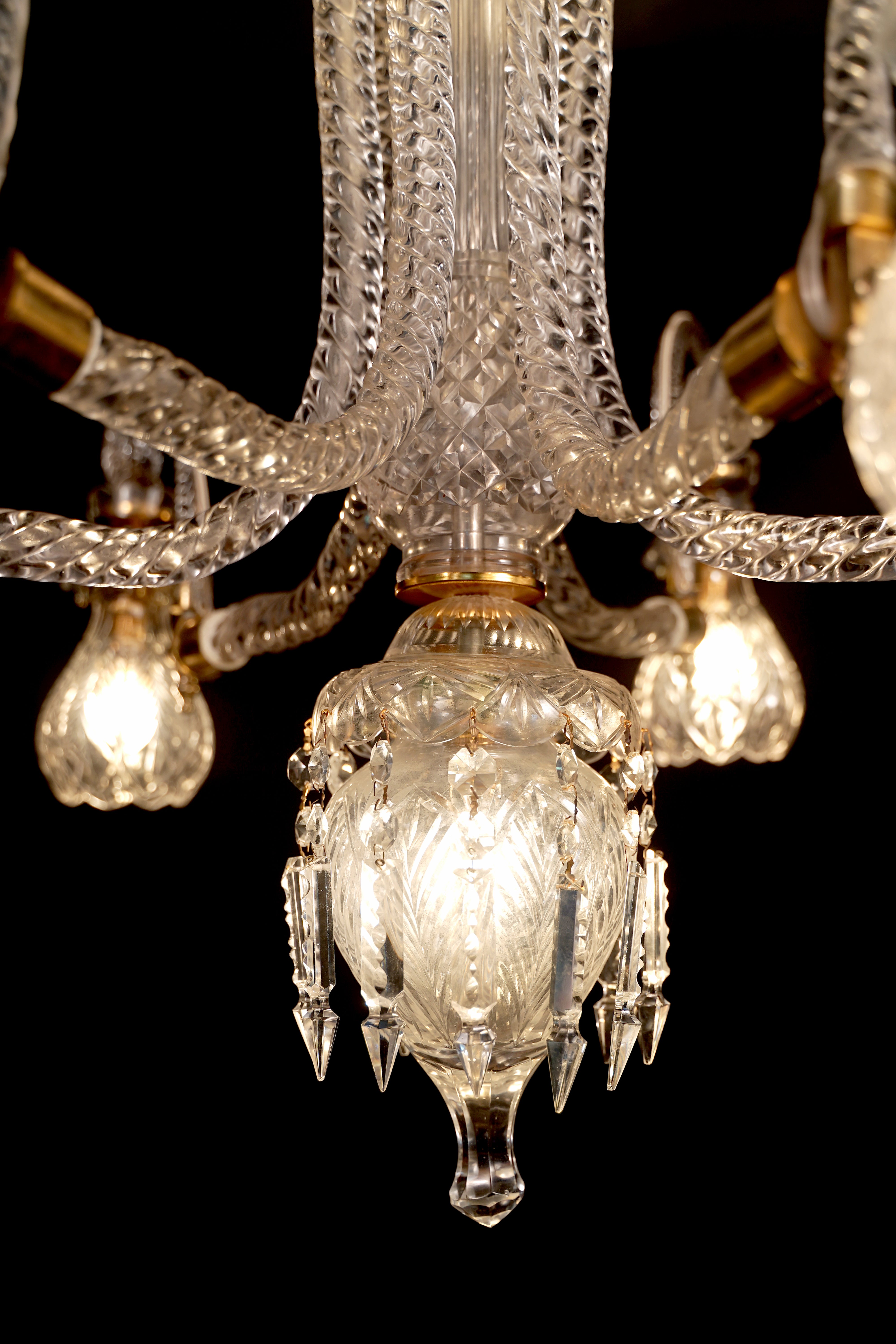 The grand Oasis Crystal Chandelier - a luxurious and relaxing atmosphere. - Aartaa decor