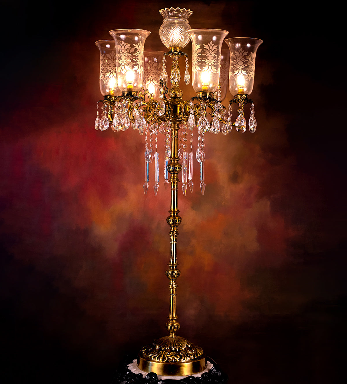 The Rajputana Regal Floor Lamp caters to India's deep cultural heritage, reflecting the grandeur and regal legacy of the Rajputana kingdoms. This lamp is ideal for customers who want to introduce a touch of royalty and tradition into their modern homes. Its luxurious design resonates with those who appreciate Indian craftsmanship and opulent decor styles.